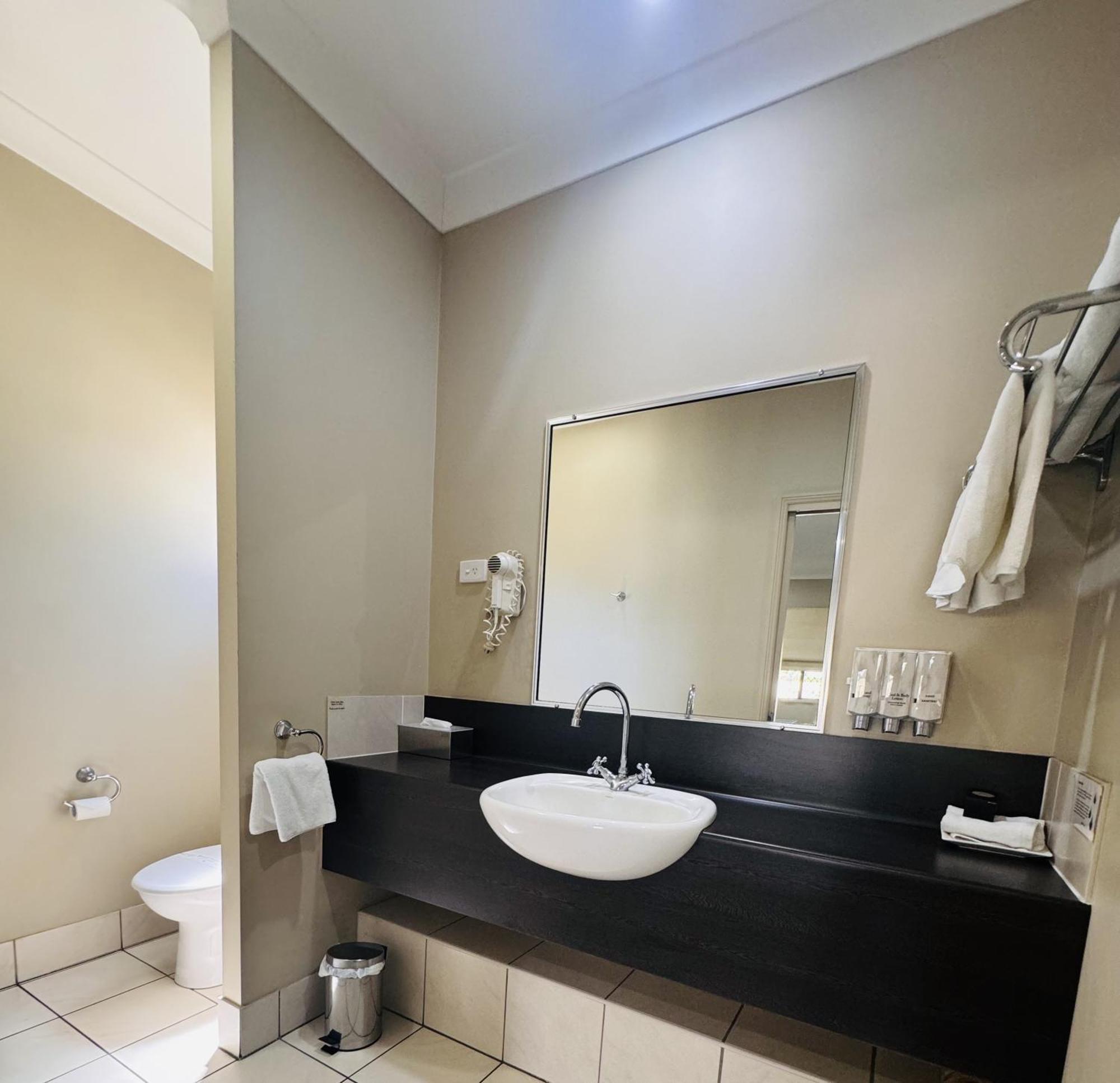 Best Western Bungil Creek Motel Roma Exterior foto